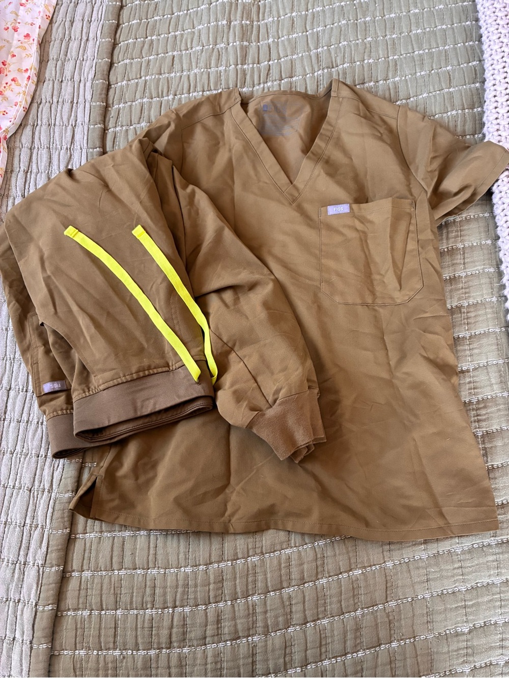 Figs green/Brown jogger Pants & one pocket Top Set with Yellow Accent